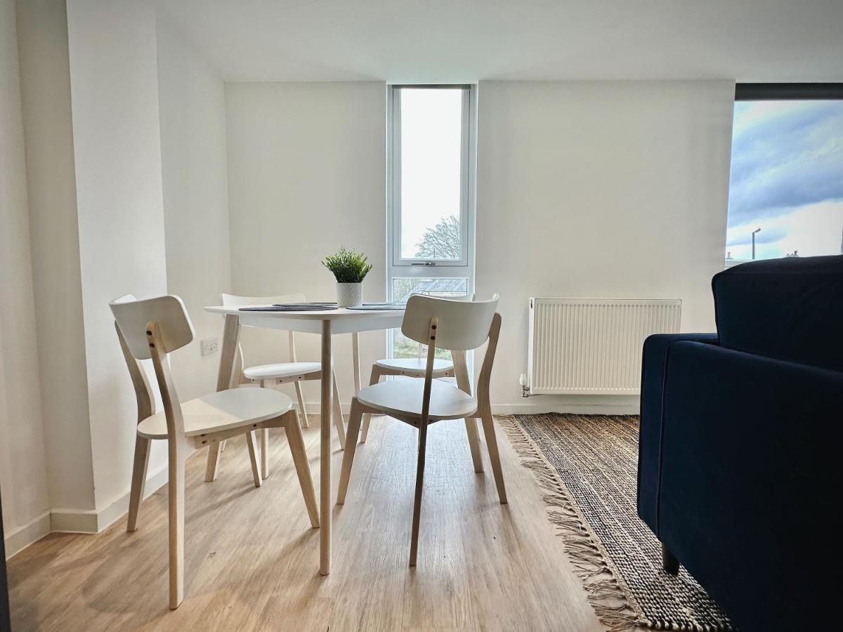 Serviced Apartments Nailsea ภายนอก รูปภาพ