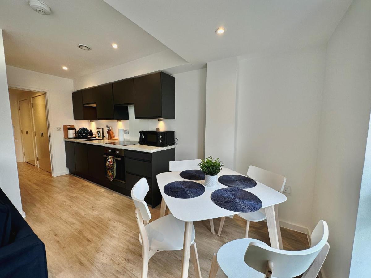 Serviced Apartments Nailsea ภายนอก รูปภาพ